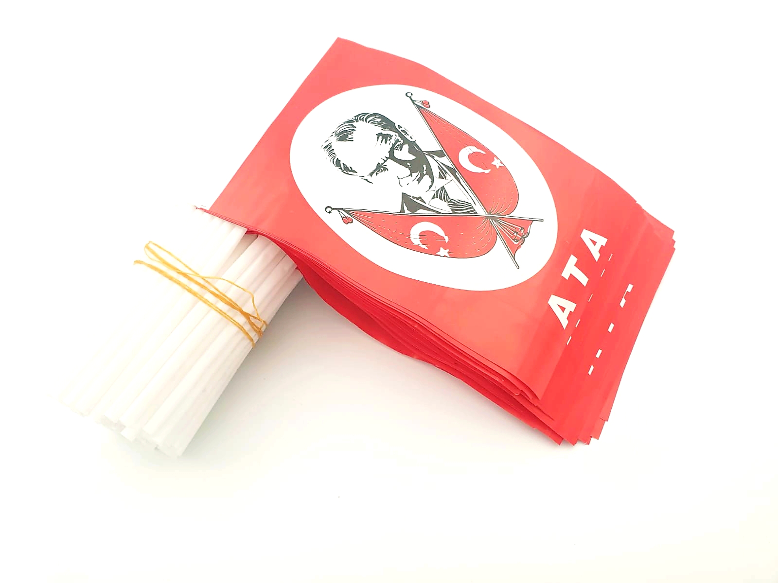 Kağıt Bayrak Çubuklu Atatürk Baskılı  80 Adet  ( 12 x 18 cm ) 