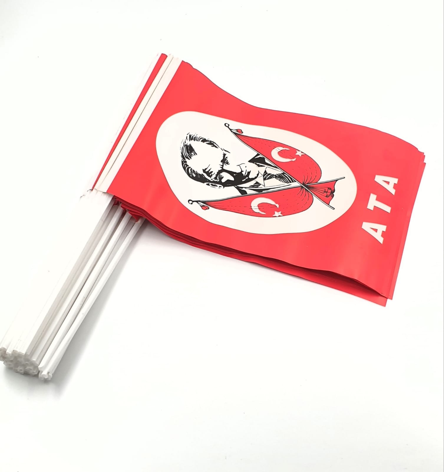 Kağıt Bayrak Çubuklu 40 Adet Atatürk Baskılı (  20 x 30 cm Ebat )