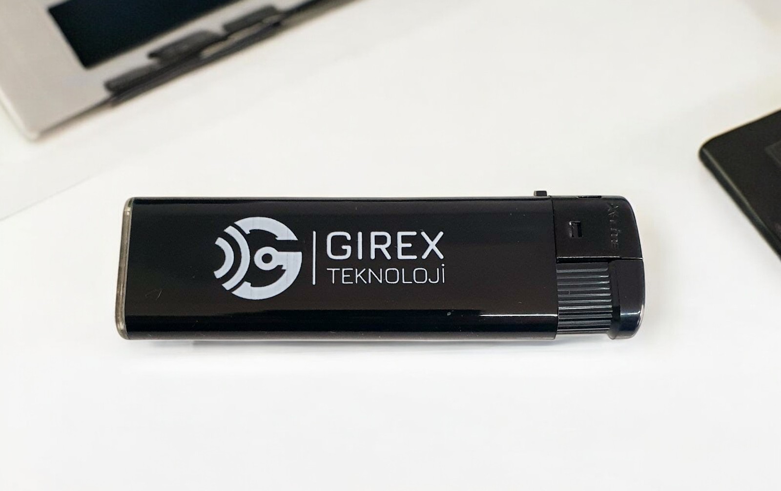 100 Adet Manyetolu  Çakmak